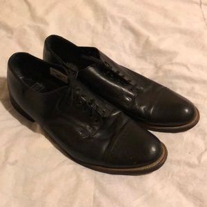 Stacy Adams black leather dress shoes